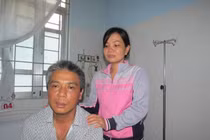 Thoát chết trong cơn lũ nhờ bám ngọn tre suốt 10 giờ