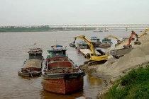 Không có quy hoạch thủy điện, siêu dự án sông Hồng trái luật