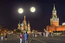 Bầu trời xuất hiện hai Mặt trăng vào ngày 28/8?