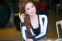 Bảo Thy “gây sốc” khi hát về ngoại tình trong MV mới