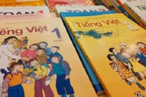 Có hay không vụ ban hành bộ sách giáo khoa miền Bắc, miền Nam?
