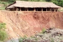 Thanh Hóa: Sạt lở đất “nuốt chửng” 1 ngôi trường