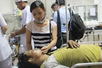 Lời kể hãi hùng của nạn nhân thoát chết nổ xe khách ở Lào