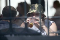 Cậu cả nhà Beckham tiều tụy sau chia tay bạn gái