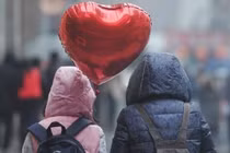 Chi chục triệu thuê “người yêu” dịp Tết, có thể ngủ cùng