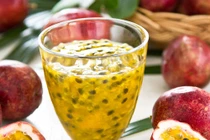 Nguy hiểm khôn lường khi ăn chanh leo sai cách