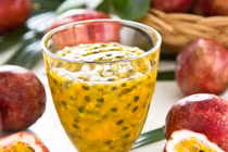 Nguy hiểm khôn lường khi ăn chanh leo sai cách