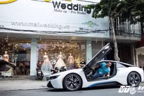 Đại gia Đà Nẵng tặng sinh nhật vợ siêu xe BMW i8