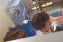 Nữ bảo mẫu tát vào mặt trẻ mầm non ở Trà Vinh