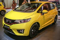 Honda Jazz RS CVT bản đặc biệt giá 420 triệu đồng