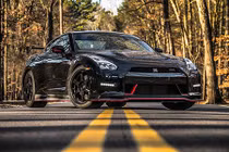 Bộ ảnh chất lừ của siêu xe Nissan GT-R Nismo