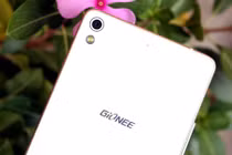 Một smartphone khá lạ, siêu mỏng sẽ ra mắt tại MWC 2015