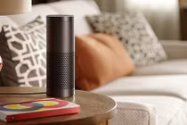 Loa kỳ lạ biết nói “tuốt tuột”... chỉ 4,3 triệu trên Amazon