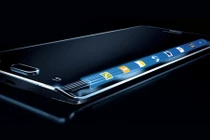 Smartphone màn hình cong 2 bên của Samsung là đây