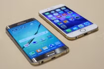 10 chuyện Galaxy S6/S6 Edge làm được còn iPhone 6 chịu chết