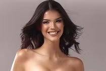 Sắc vóc tân Hoa hậu Venezuela có con năm 16 tuổi 