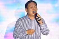 Sếp Viettel gây sốt vì “Nơi này có anh” nhân ngày Phụ nữ