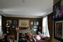 Biệt thự ở Mỹ đầy hoa, sang chảnh tột cùng của Hồng Đào - Quang Minh trước ly hôn