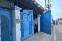 Đột nhập xưởng sản xuất kit xét nghiệm của công ty Việt Á