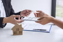 Tiết kiệm được 500 triệu, có nên vay tiền mua nhà 1,5 tỉ đồng? 