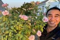 Khu vườn hàng trăm gốc hồng ngoại trong biệt thự của MC Quyền Linh