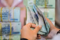 Thưởng Tết 2021: Hà Nội sau Bình Dương...TP HCM dẫn “top”?