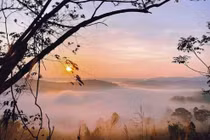 Bình minh ở vùng sinh thái du lịch Măng Đen