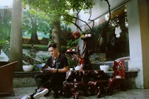 Nhà 6 tầng bề thế, cực khủng của ca sĩ cover “Độ ta không độ nàng“