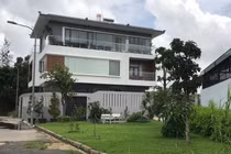 Tuyên bố "nghỉ chơi gameshow", Ốc Thanh Vân sống trong biệt thự sang chảnh cỡ nào?