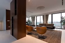 Mê mẩn biệt thự đẹp sang chảnh nhìn ra Hồ Tây