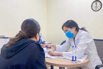 Hơn 10 năm không có con, đi khám phát hiện do u não 