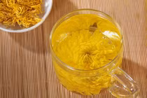 Đủ các loại trà độc lạ “bung hàng” hút thượng đế mua đón Tết