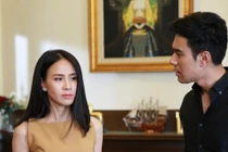 Cúi xuống nhặt đũa rơi, lúc ngẩng đầu lên tôi quyết định ly hôn 