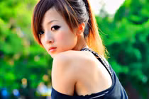 Thách chồng ly hôn nhưng khi anh nhẹ nhàng kí đơn, tôi hốt hoảng lăn ra ngất