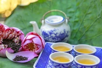 Trà sen thượng hạng giá 10 triệu đồng/kg có gì đặc biệt?