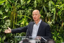 Thế giới đang nhiều tỷ phú chưa từng thấy