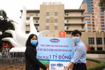 Vinamilk hỗ trợ nhiều sản phẩm dinh dưỡng cho BV Bạch Mai