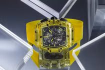 Đồng hồ 1,7 tỷ Mai Phương Thúy tự thưởng dịp Giáng sinh đặc biệt thế nào?