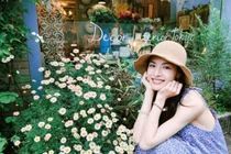 Giai nhân khuynh thành mới của Thành Long nhờ đâu mà có làn da trắng nõn?