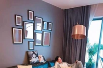 Bên trong căn hộ của MC Thành Trung và vợ mới sinh đôi