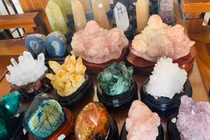 Trầm trồ bộ sưu tập đá quý tiền tỷ của đại gia phố núi