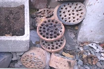 Hết lá bàng khô, xỉ than tổ ong bỗng đắt hàng trên chợ mạng