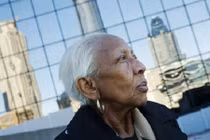 Nữ đạo chích U80 trộm dây chuyền kim cương