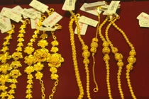 Giá vàng trong nước và thế giới tăng bao nhiêu?