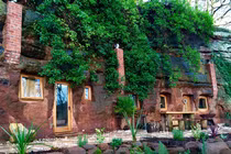 Choáng ngợp kiến trúc đỉnh cao những ngôi nhà trong hang động