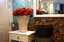 Nhà sang chảnh của 2 bà mẹ đơn thân quyến rũ nhất Vbiz 