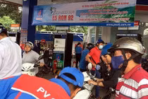 Xăng sinh học E5 vì sao chưa hấp dẫn người tiêu dùng?