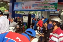 Xăng sinh học E5 vì sao chưa hấp dẫn người tiêu dùng?