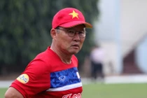 Là triệu phú tiền đô nhưng sở thích, thói quen của ông Park lại “nông dân” khó tưởng