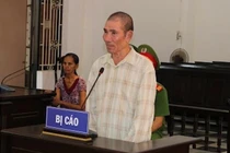 Hiếp dâm trẻ em, người đàn ông 64 tuổi lĩnh 20 năm tù